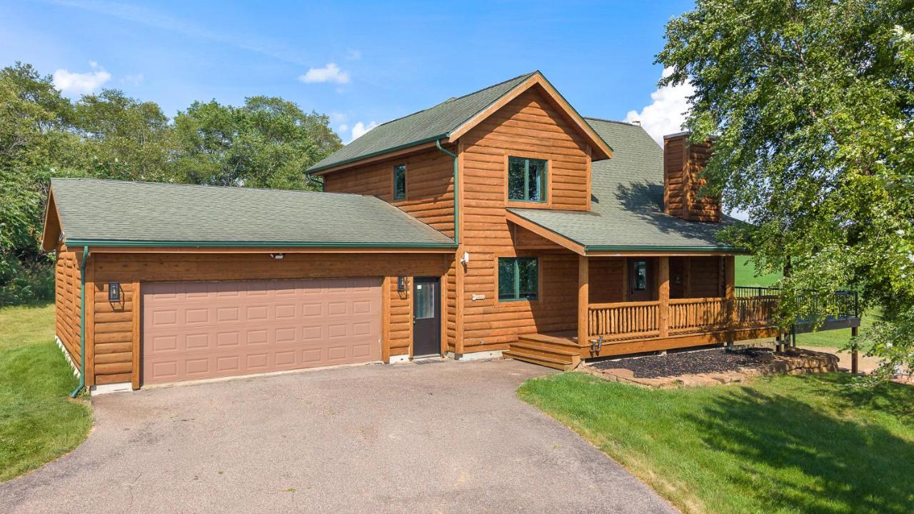 Cabin in the Center of Amish Country - B&B Hill Point