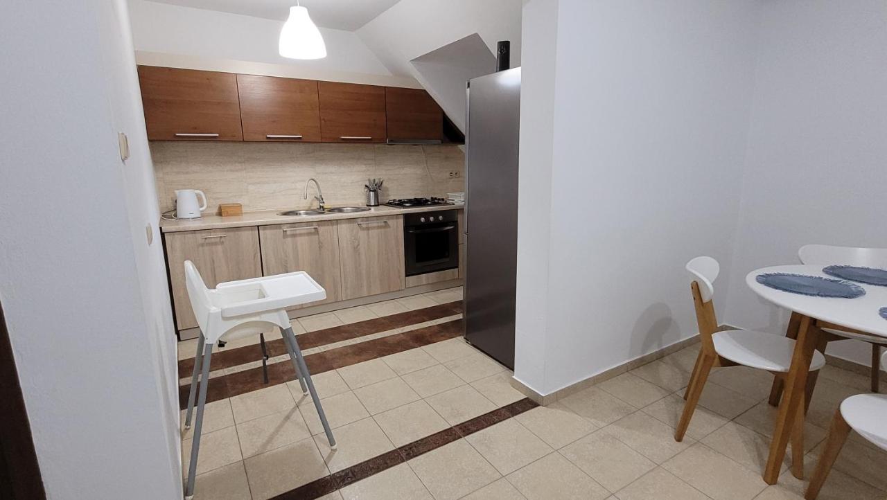 Apartament Nad Lodziarnią - B&B Wydminy