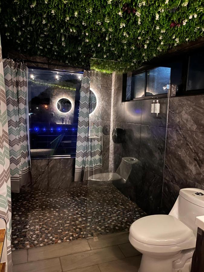 Ecoesferas Glamping - Bed and Breakfast La Ese