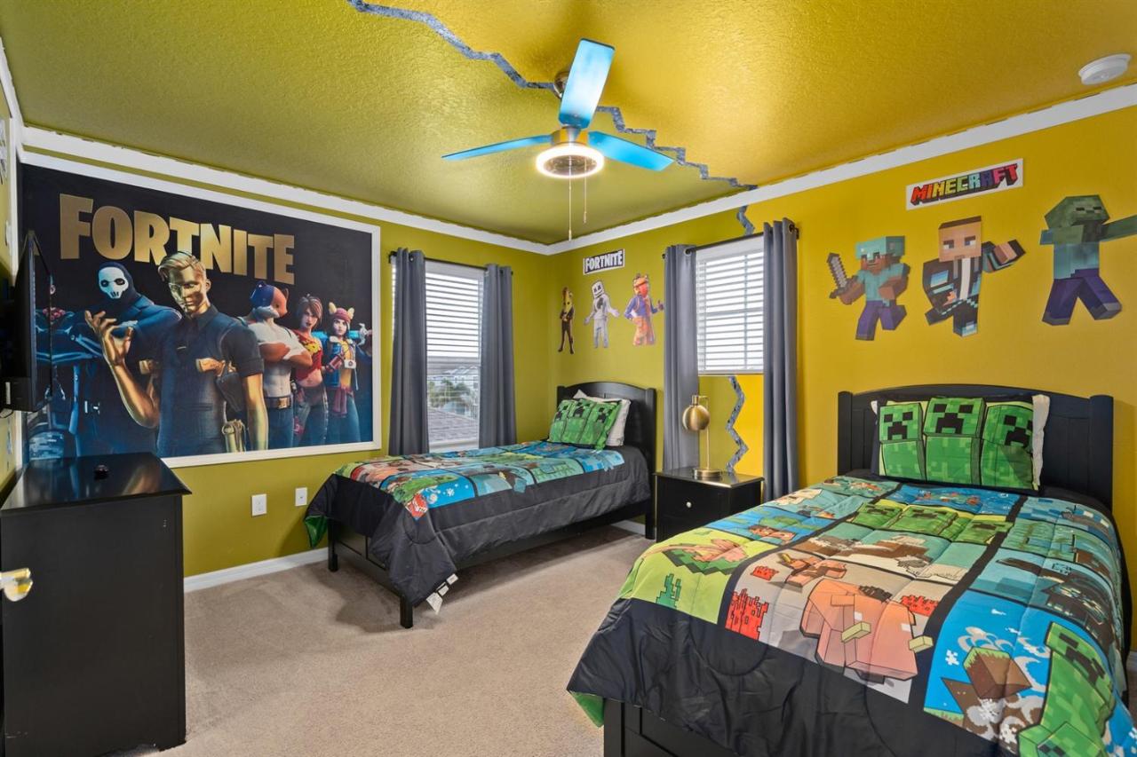 Mickey & Minecraft Theme, Pool, Spa Windsor Island - B&B Davenport