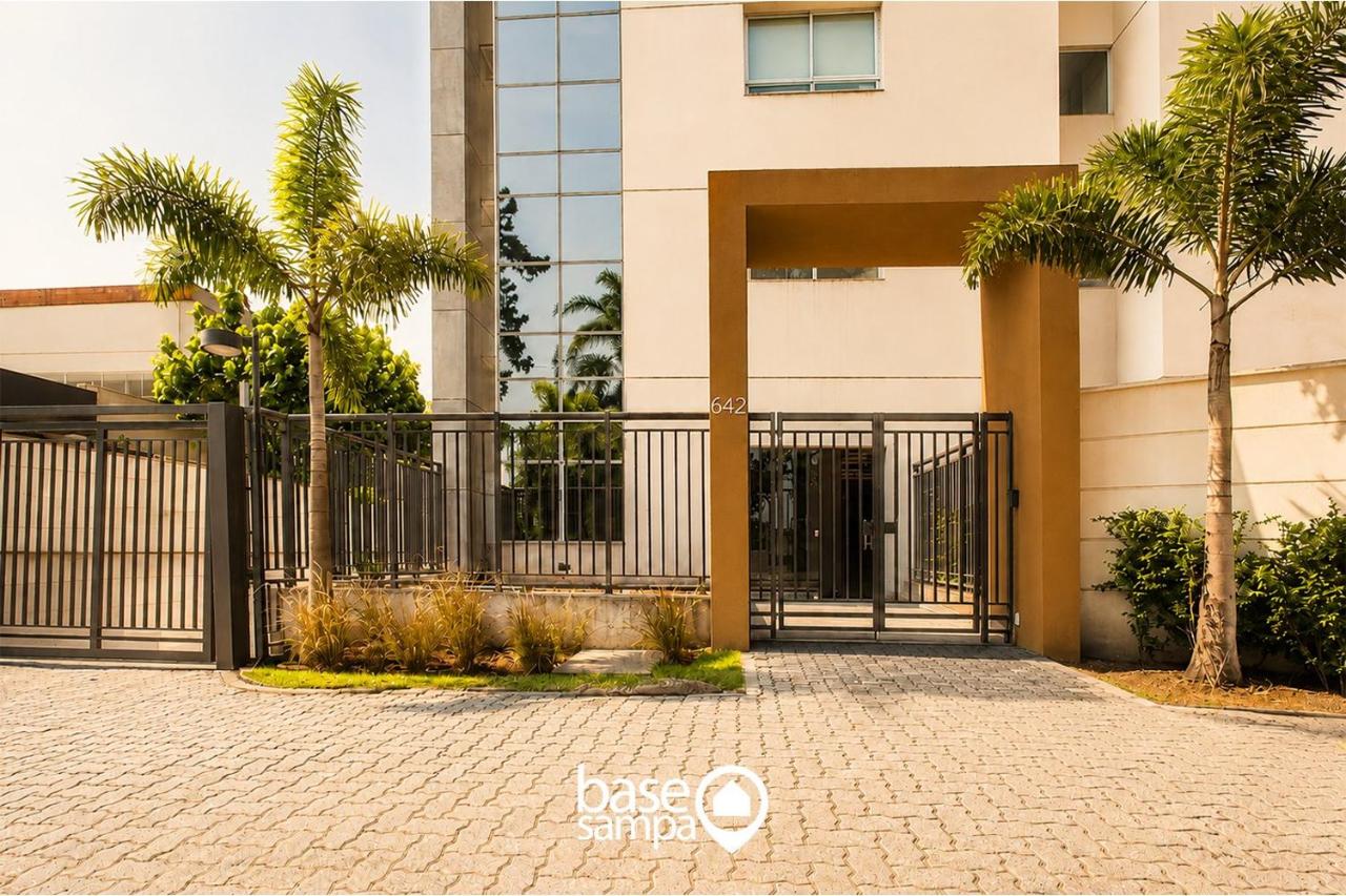 Studio Industrial com Fliperama na Granja Viana - B&B Cotia