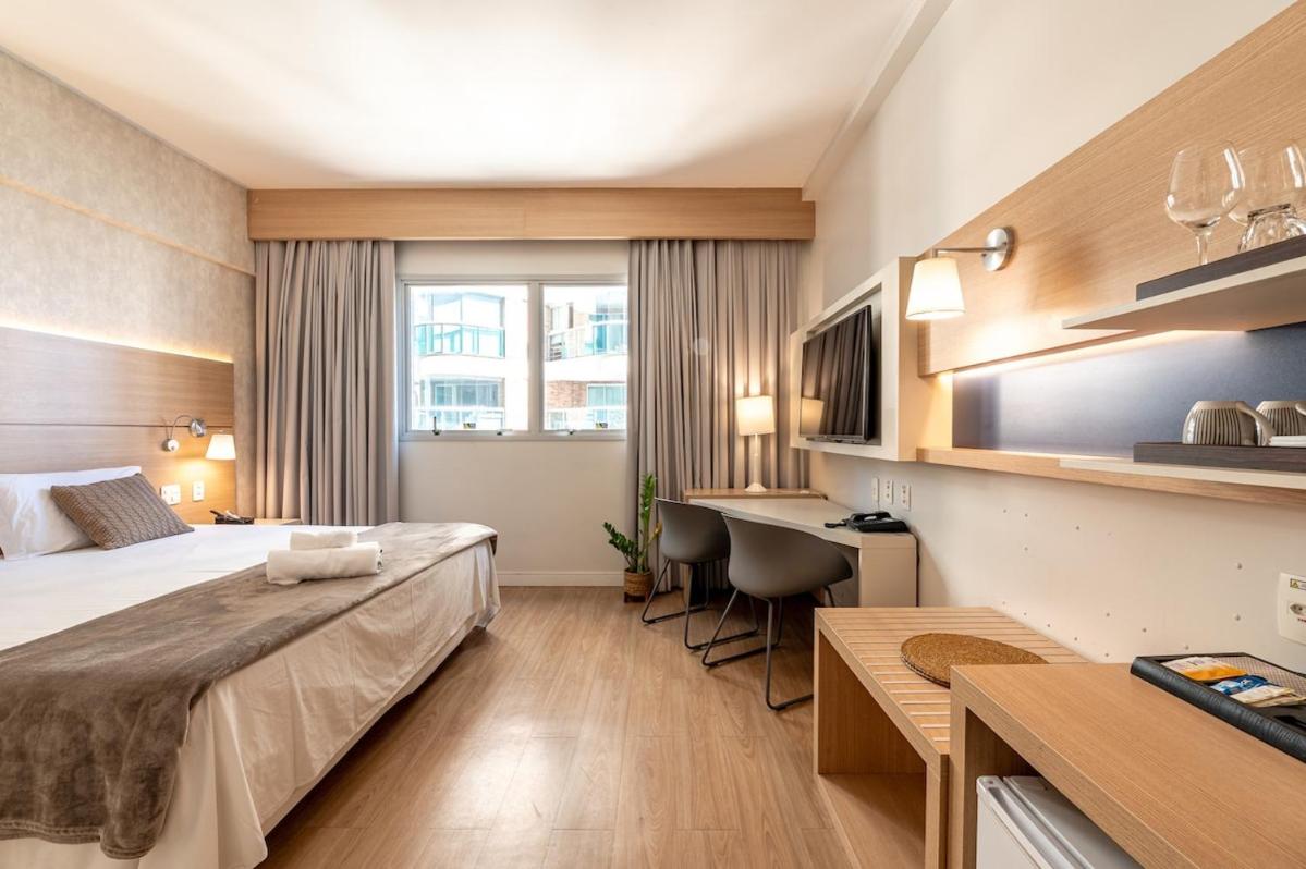 Studio com Piscina e Academia próximo ao Gonzaga - B&B Santos