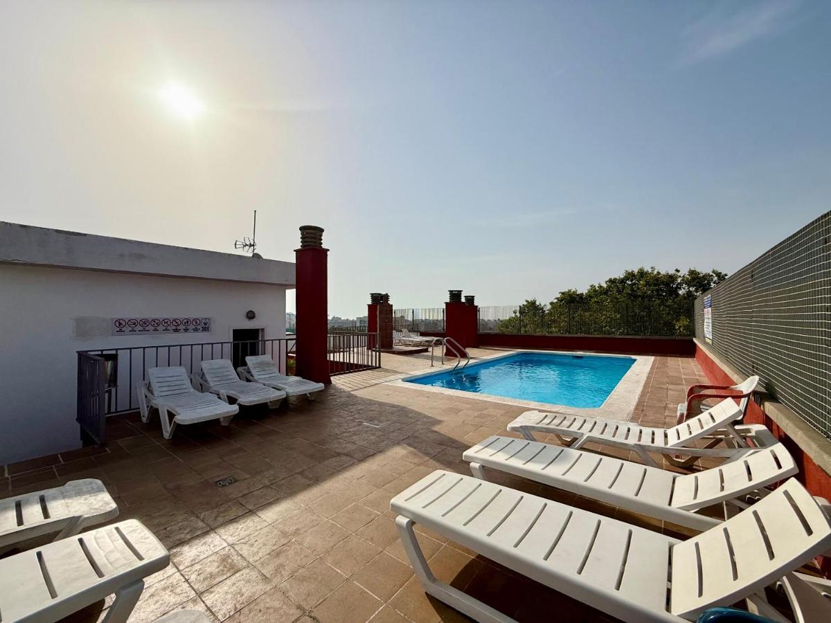 Skyline Pool Apartment - Bed and Breakfast Lloret de Mar