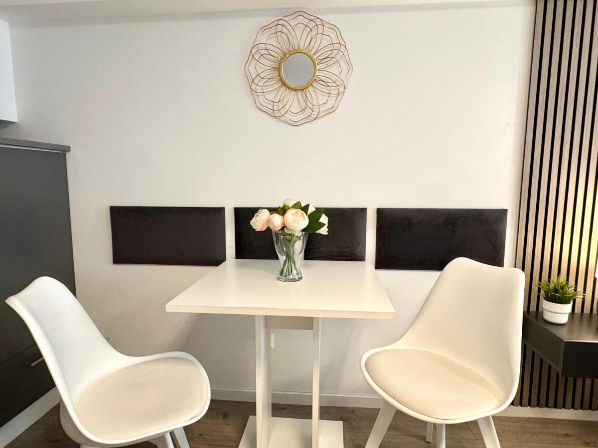 Prime Host Dream Deluxe - Ferienwohnung Karlsruhe