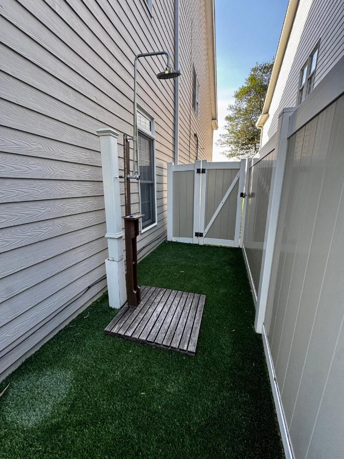 Luxe Beach House Walk to Sand, Golf Sleeps 11 - B&B Myrtle Beach