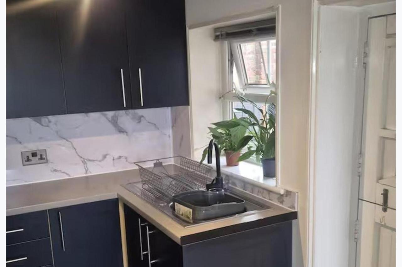 1 Bed Georgian Apartment - Garden - Pets Welcome - B&B Shrewsbury