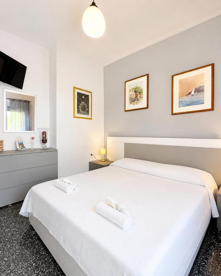 Hostdomus - Casa Tiffany - B&B Finale Ligure