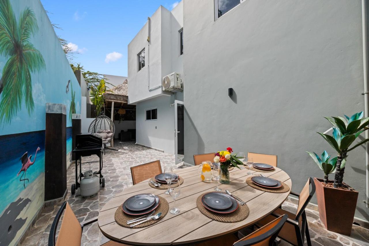 Casa Flamingo, relaxing tropical holiday home near Willemstad & beaches - Bed and Breakfast Grote Berg