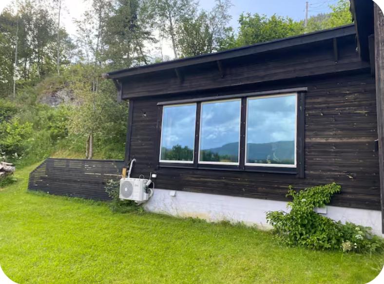 Leilighet i Tingvoll med naturskjønn utsikt - B&B Tingvoll