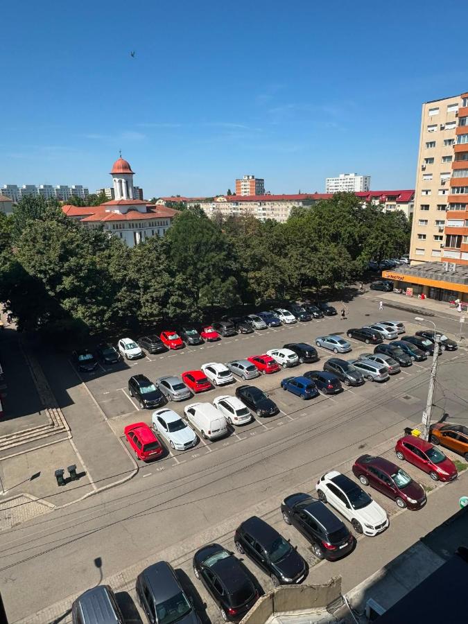 The Cozy Nest - Spacious 2BR - near Iulius Mall - Chambres d'hôtes Timişoara