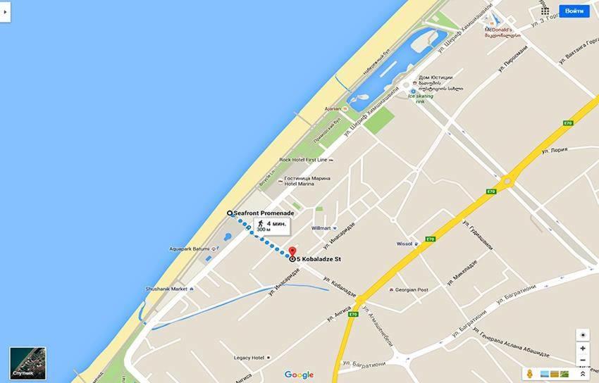 Apartamento con balcón