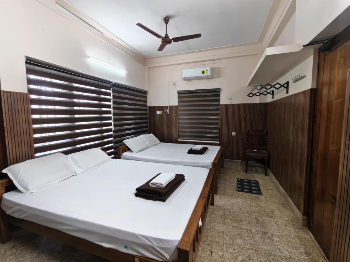 Classic Quadruple Room