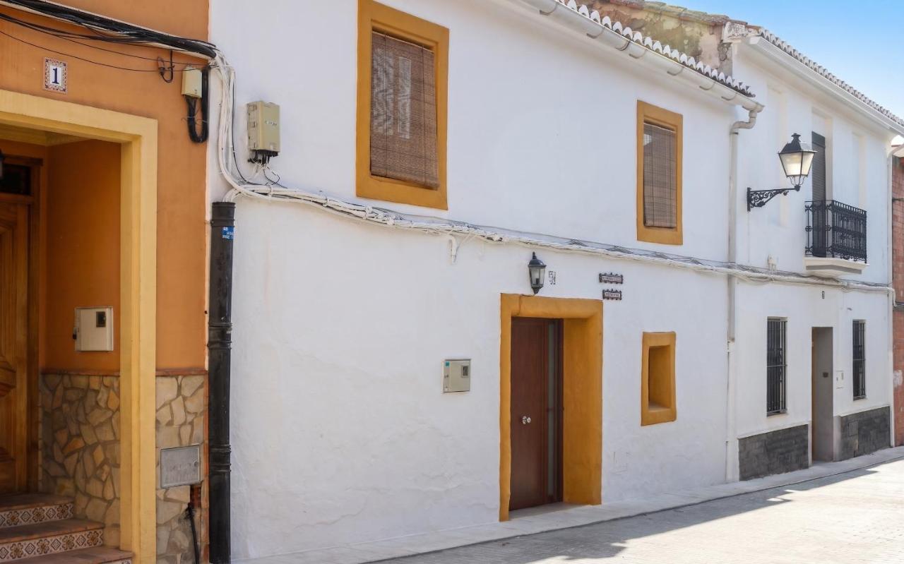Charming house in Estivella near nature - B&B Estivella