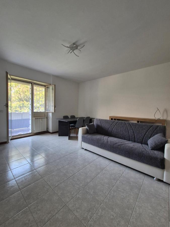 Spinaceto Modern Home, Roma EUR - Bed and Breakfast Rome