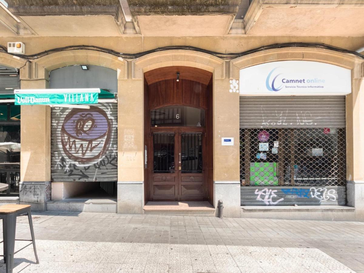 Aston I Gran Arenal junto a la Ria con parking - B&B Bilbao