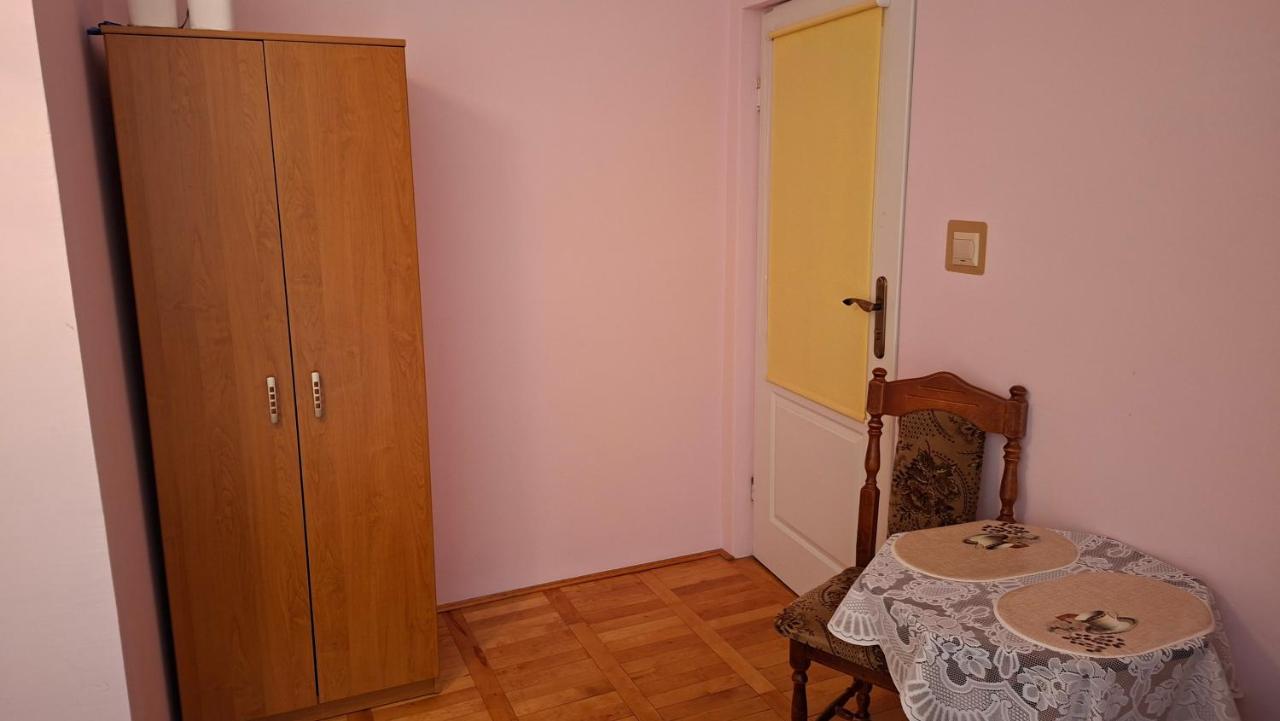 Camera Singola con Bagno Privato