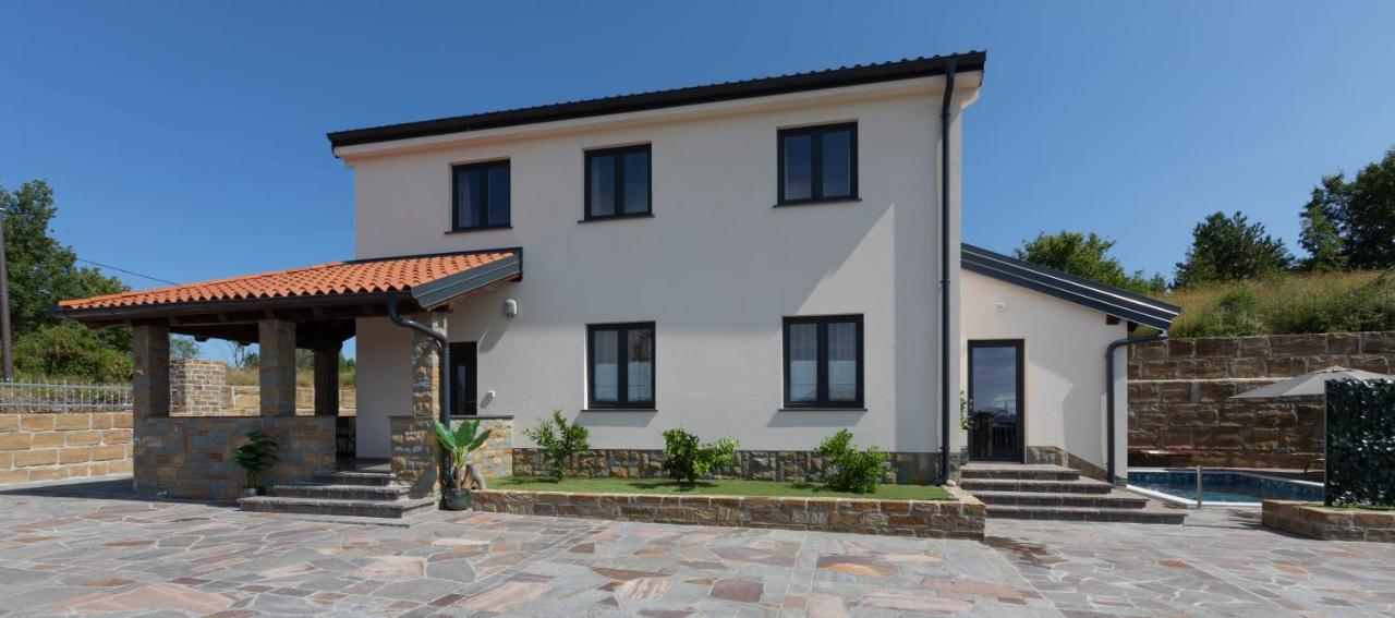 Vila Mira - B&B Gracischie