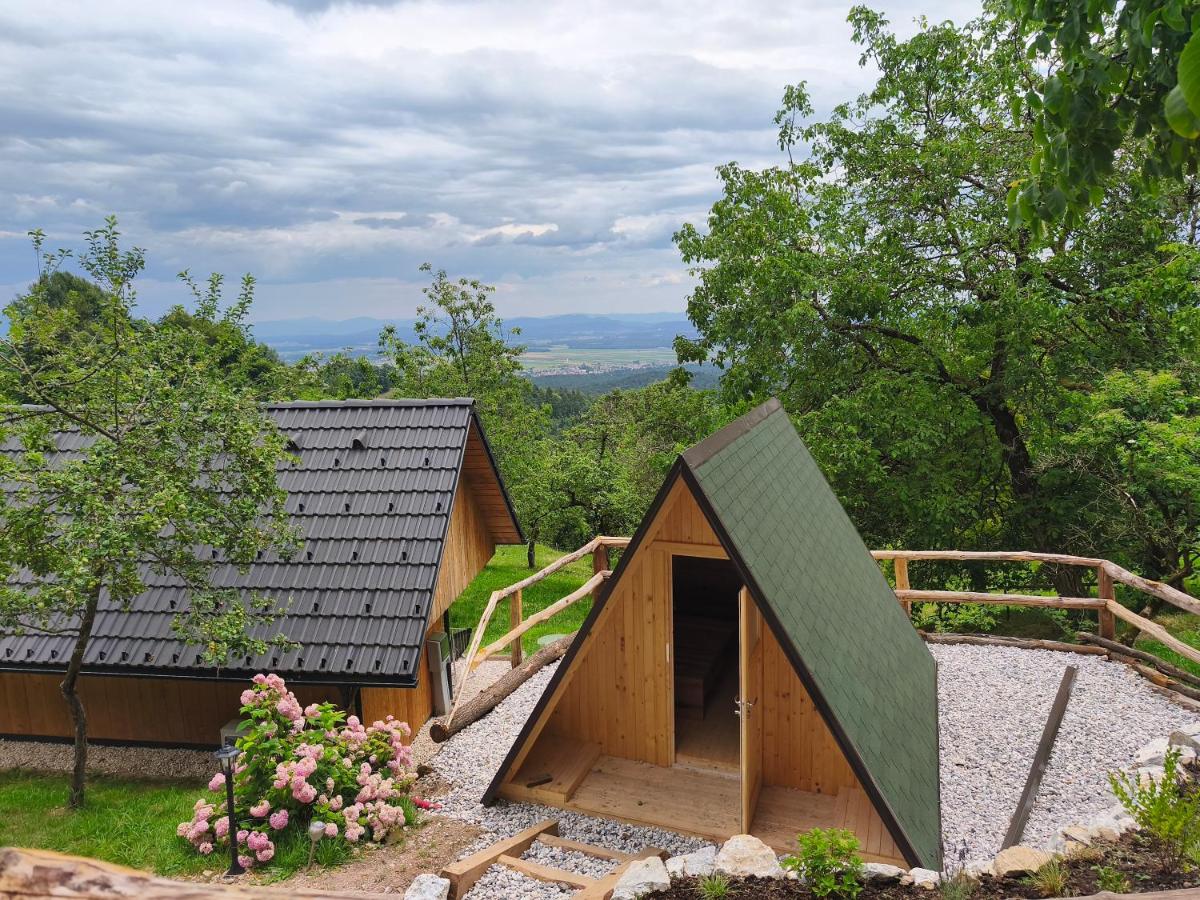Pr' Končovc - wooden tent - B&B Kranj