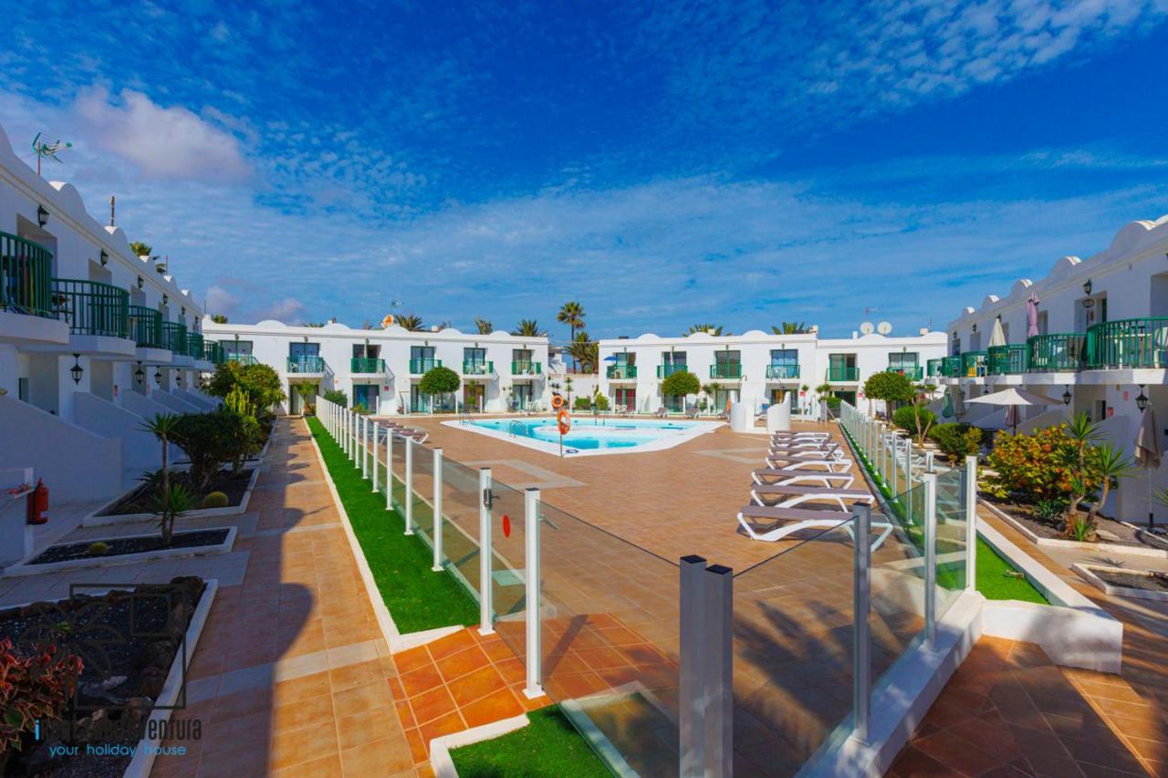 Celeste mar Pool View & Wi-Fi by iRent Fuerteventura - B&B Corralejo