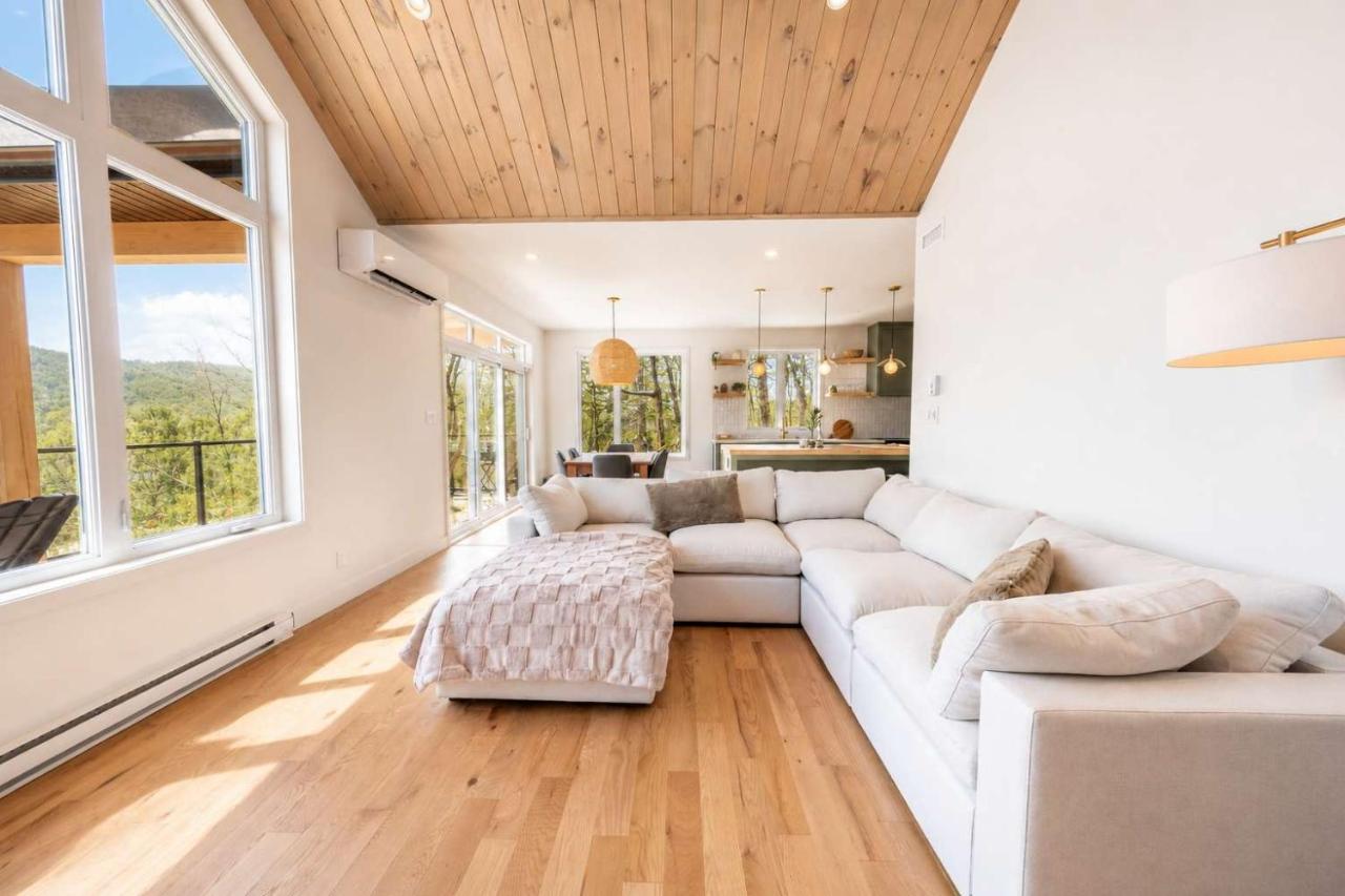 Nature & Comfort at Massif du Sud - Chalet la Meute - Bed and Breakfast Saint-Philémon