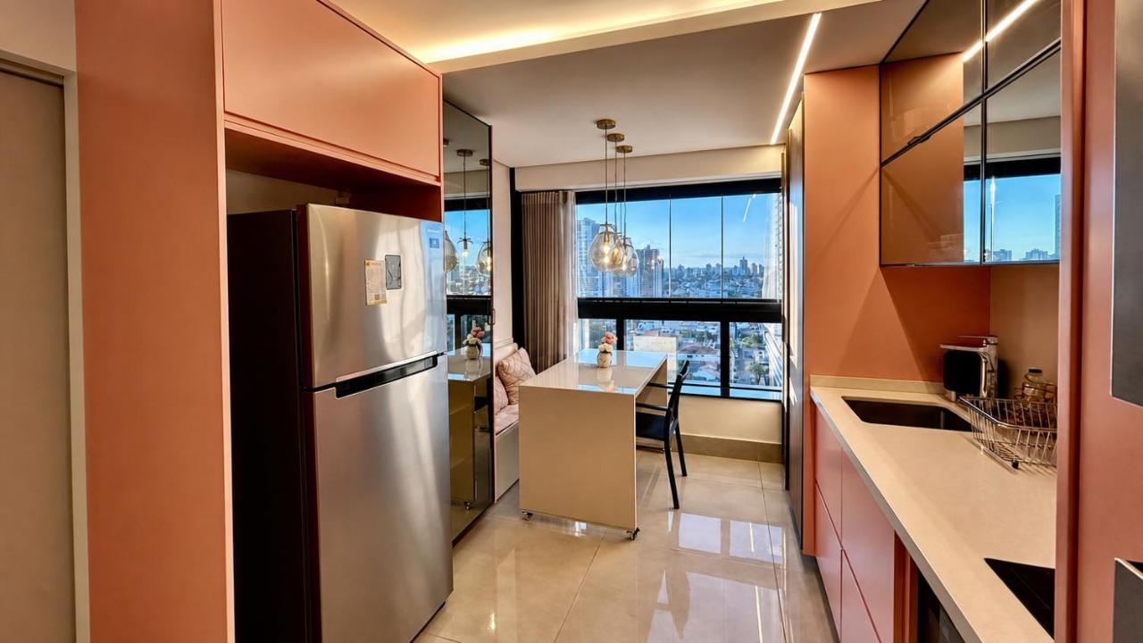 Um Luxo no Vertigo! Andar Alto e Quarto Privativo - B&B Campo Grande