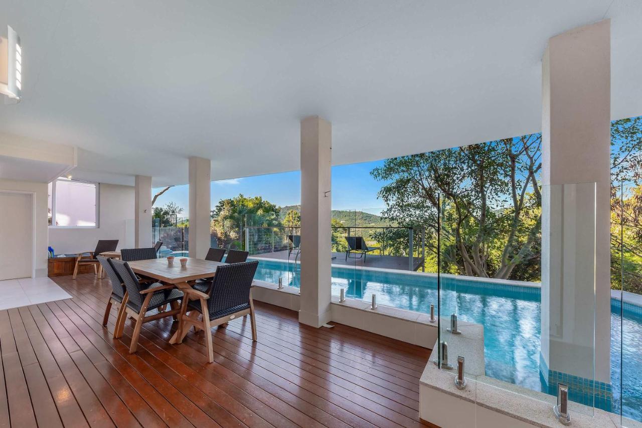 Airlie Views Luxe Escape - Ocean Views and Pool - B&B Airlie Beach
