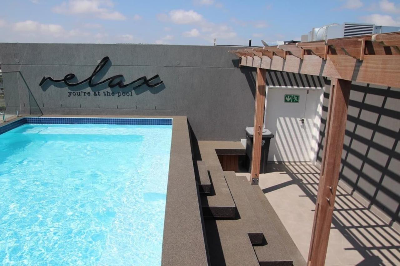 Tranquil, Spacious, Quiet Trendy With A View - B&B Città del Capo