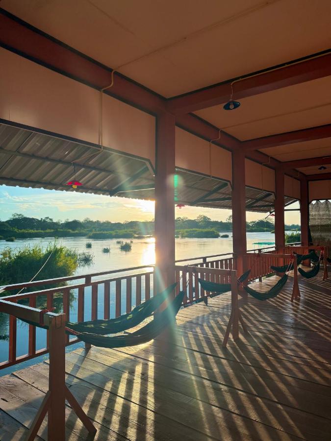 DONDET Suns down 1 Guesthouses riversides view - B&B Ban Donsôm Tai