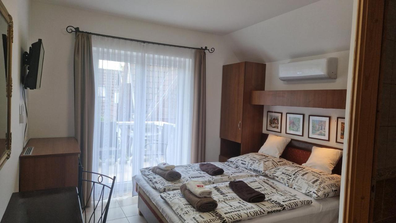 Queen Room with Balcony