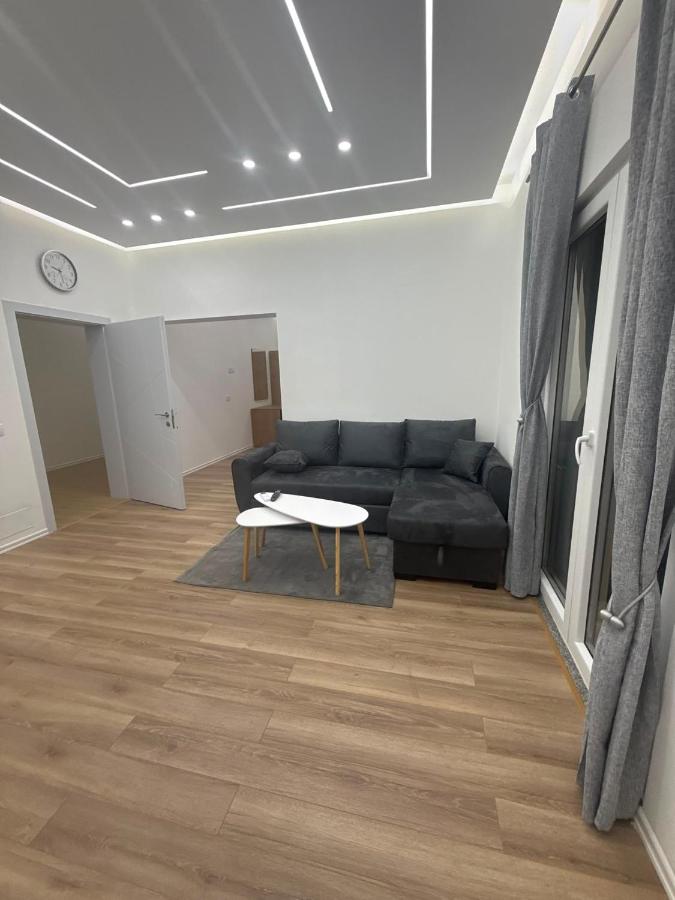 Villa Kroni Family - Ferienwohnung Shkodra