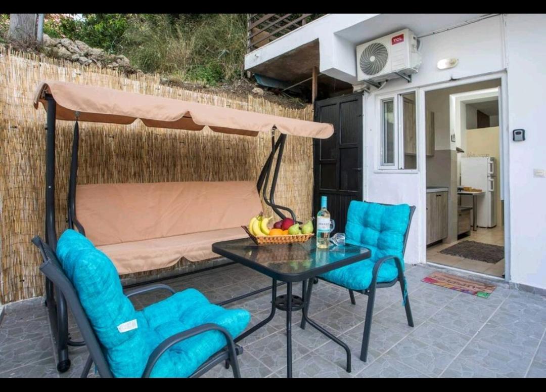 Irinis studio - B&B Rodas