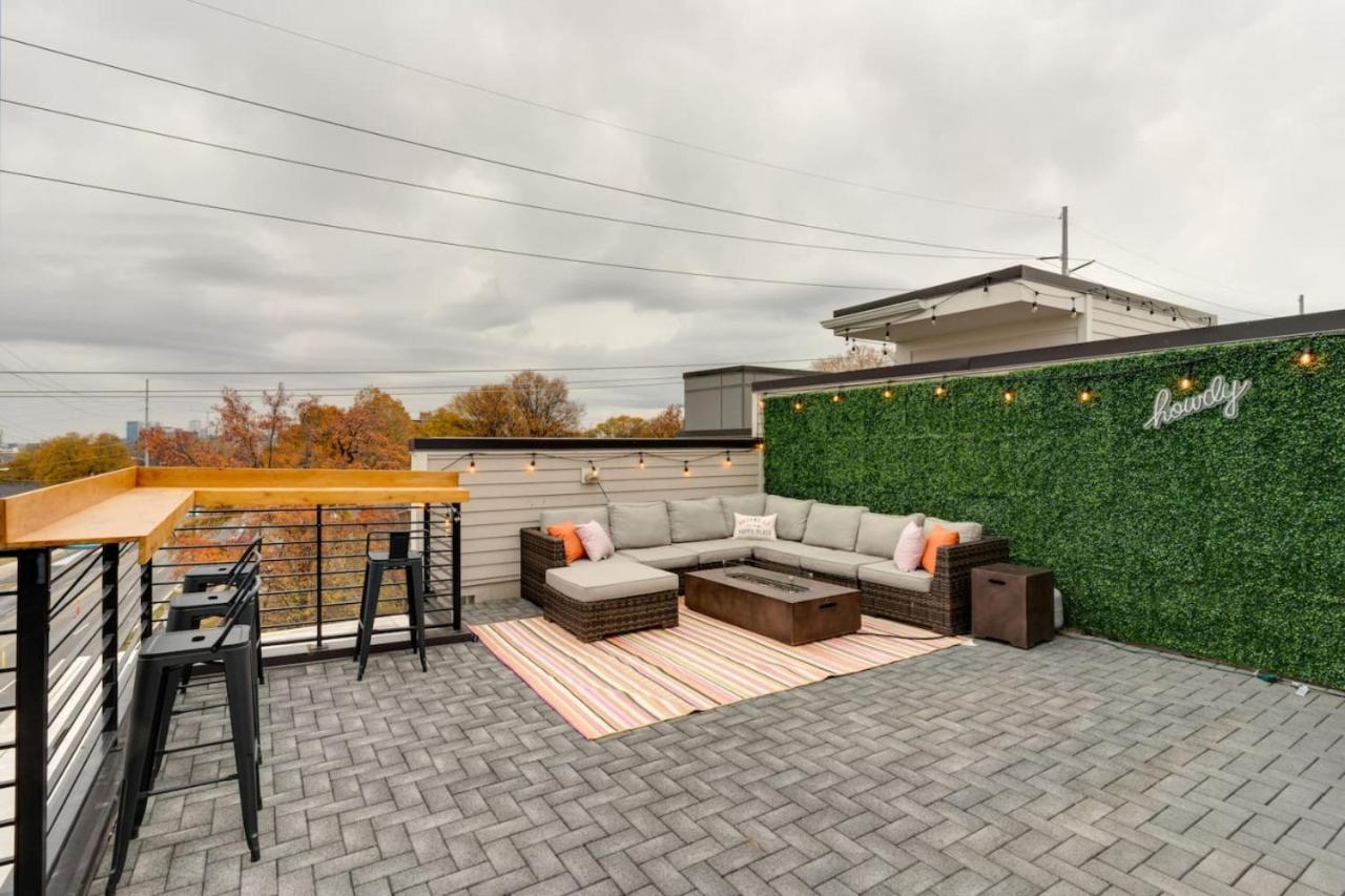 Luxury Townhome! Rooftop-Game Room! Near Broadway! - B&B Nashville