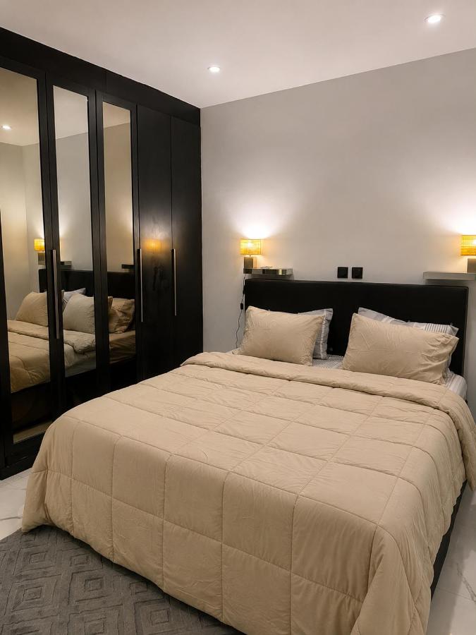 Appartement moderne 50m2 climatisé - Bed and Breakfast Abidjan