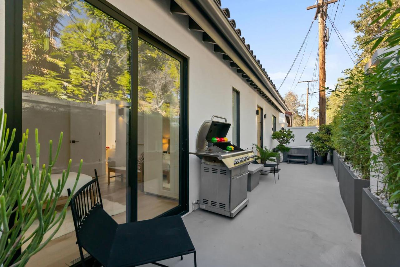 Hollywood Hills 3BR with Hot Tub by Colby and Conrad - B&B Los Angeles