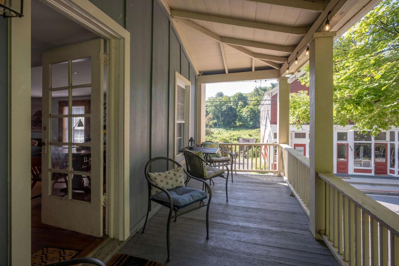 2BR Pet-Friendly Walk to Cafes Trails & Wineries - B&B Rosendale