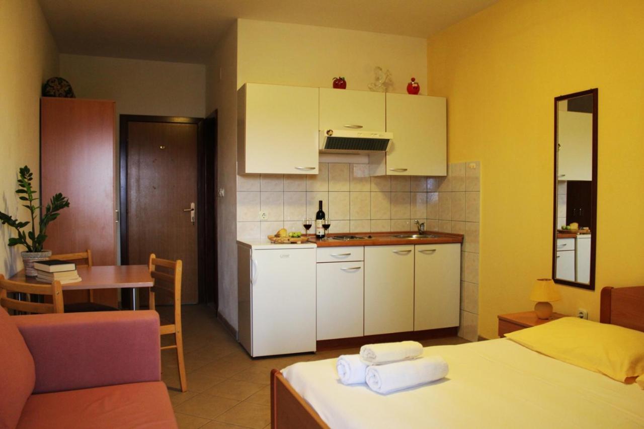 Appartamento Monolocale con Vista Mare