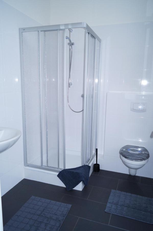 Chambre Familiale avec Salle de Bains Privative