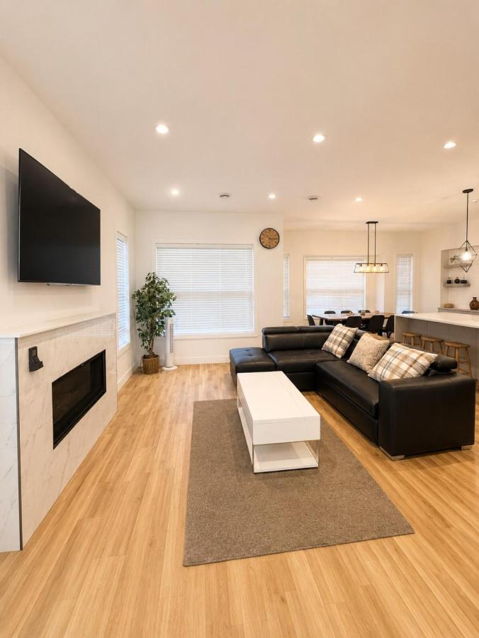 Majestic Home In Victoria - Chambres d'hôtes Langford