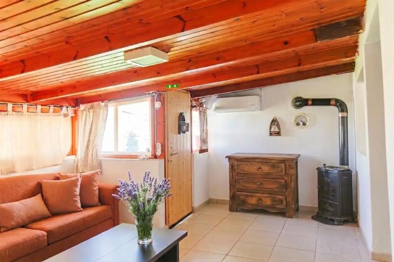 PeachPine Loft - Escape Near Sea & Athens Airport - Ferienwohnung Artémida