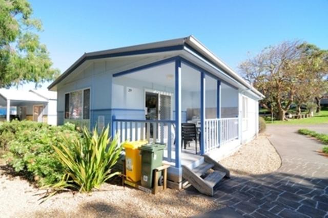 B&B Kiama - Kendalls Beach Holiday Park - Bed and Breakfast Kiama