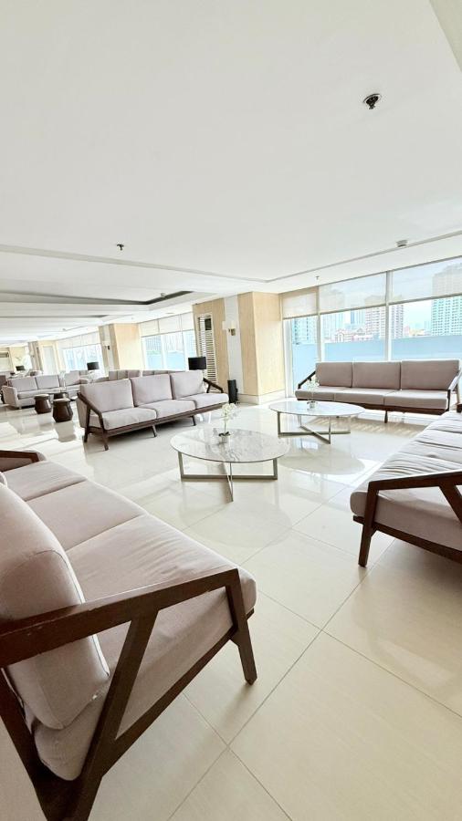 Casa Amarah at Breeze Residences Pasay - B&B Manila