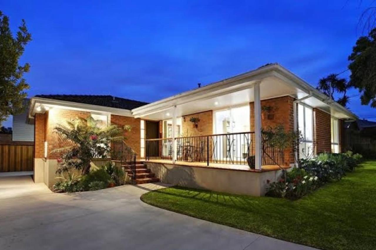 Puddings Home Wheelers Hill - Bed and Breakfast Ellerslie