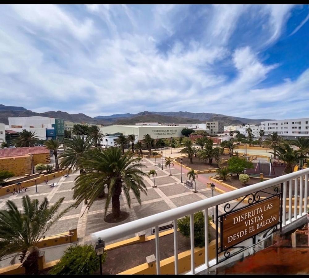 Melo Home Vecindario-Near AirPort-Elevator-Garage - B&B Sardina