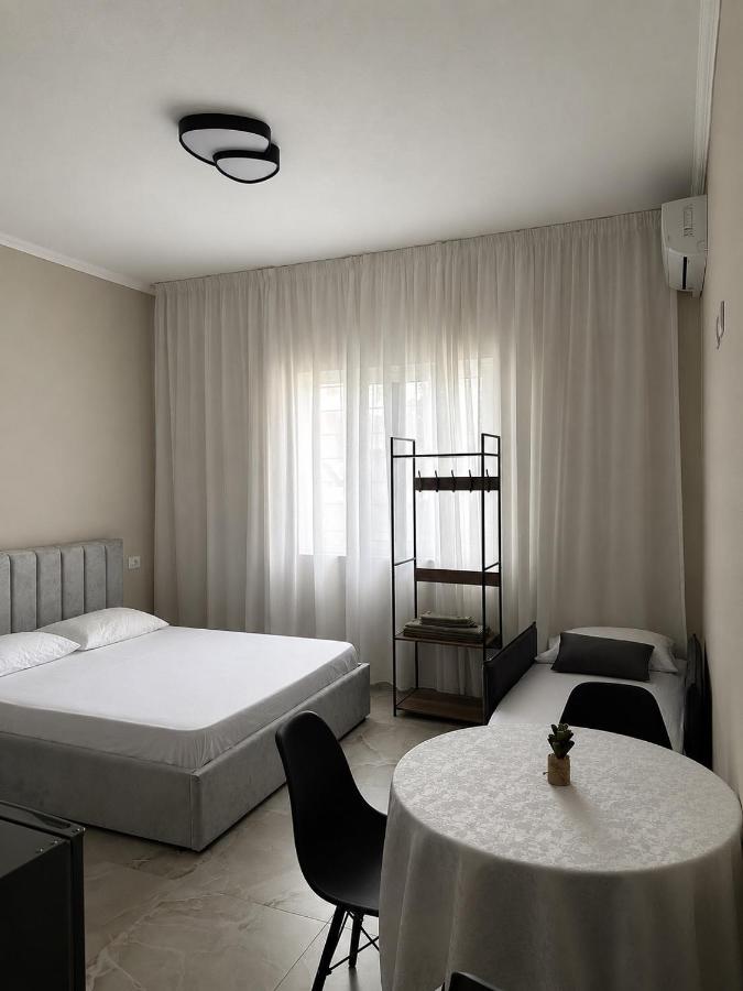 Elen's Rooms - B&B Durrës