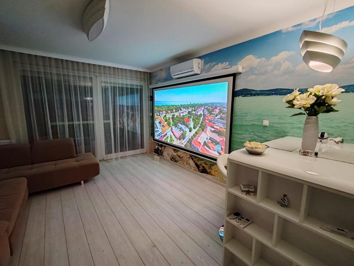 Golden23 Apartment - B&B Siófok