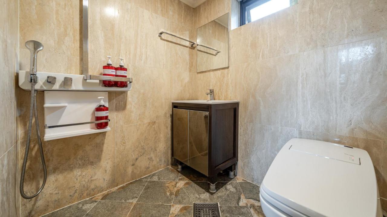One-Bedroom House 6