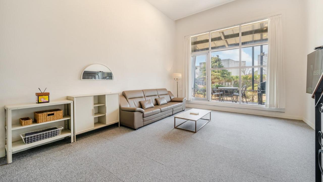 One-Bedroom House 17