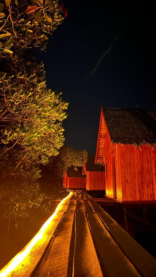 RumbepyarHomeStay - B&B Besir