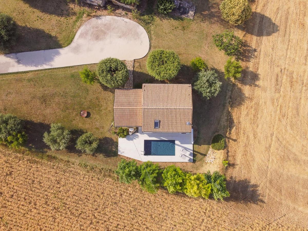 Santomaro Country Loft - Private Pool in the Hills by Host Hero - Ferienwohnung Morrovalle