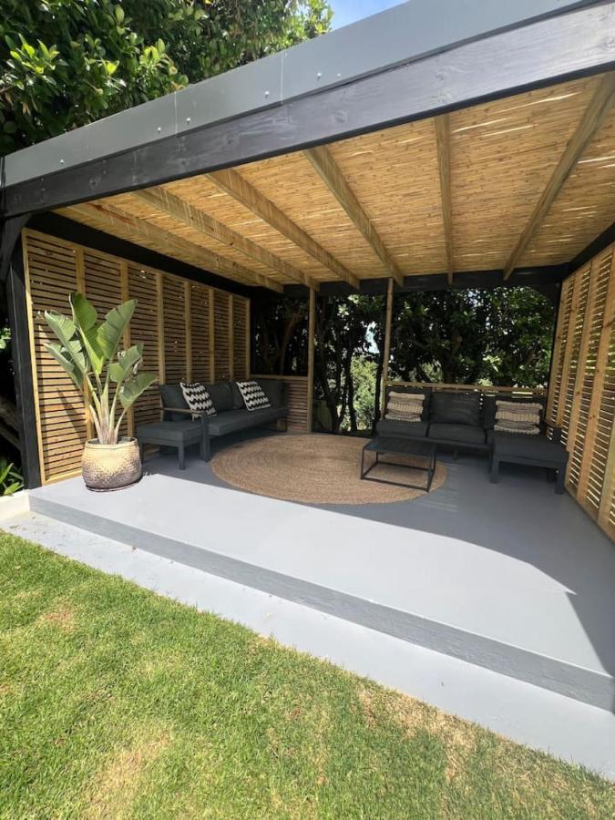 Family Friendly Cottage - Pool, Beautiful Garden & Incredible Views - B&B Cape Town
